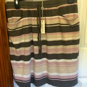 Ladies skirt
